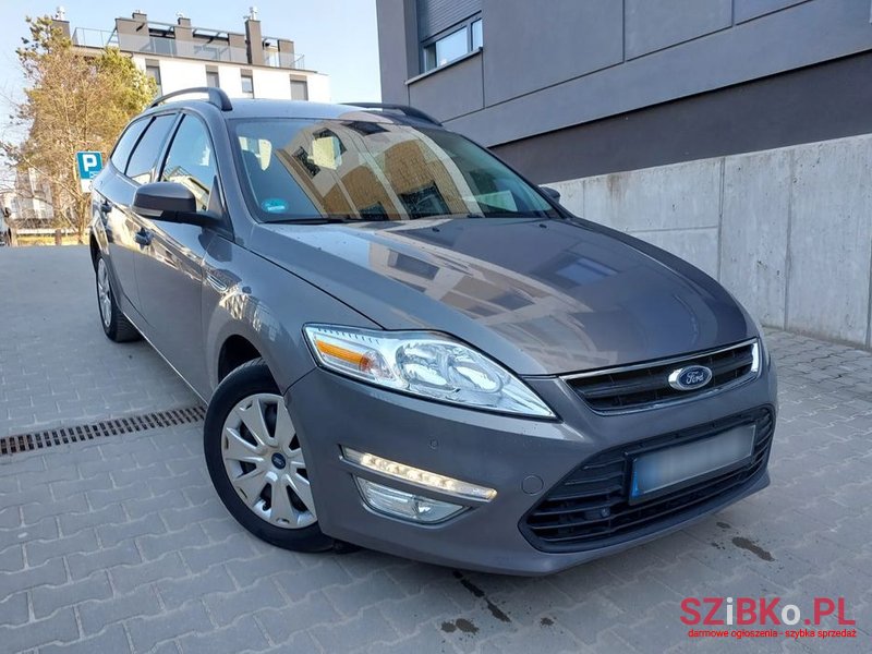 2011' Ford Mondeo photo #5