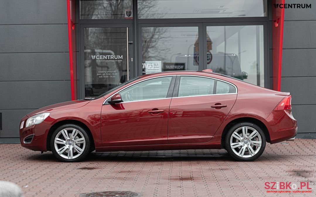 2010' Volvo S60 photo #3