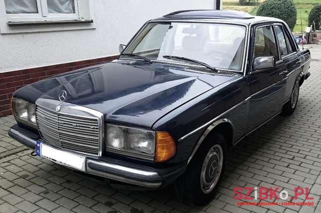 1980' Mercedes-Benz W123 photo #1