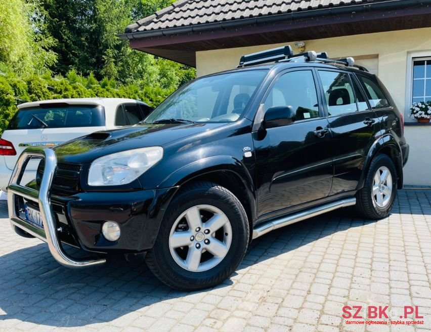 2005' Toyota RAV4 photo #4