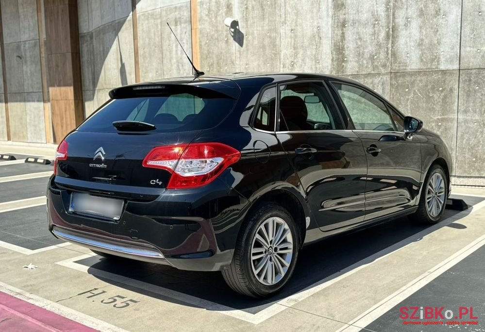 2011' Citroen C4 Vti 95 Selection photo #5