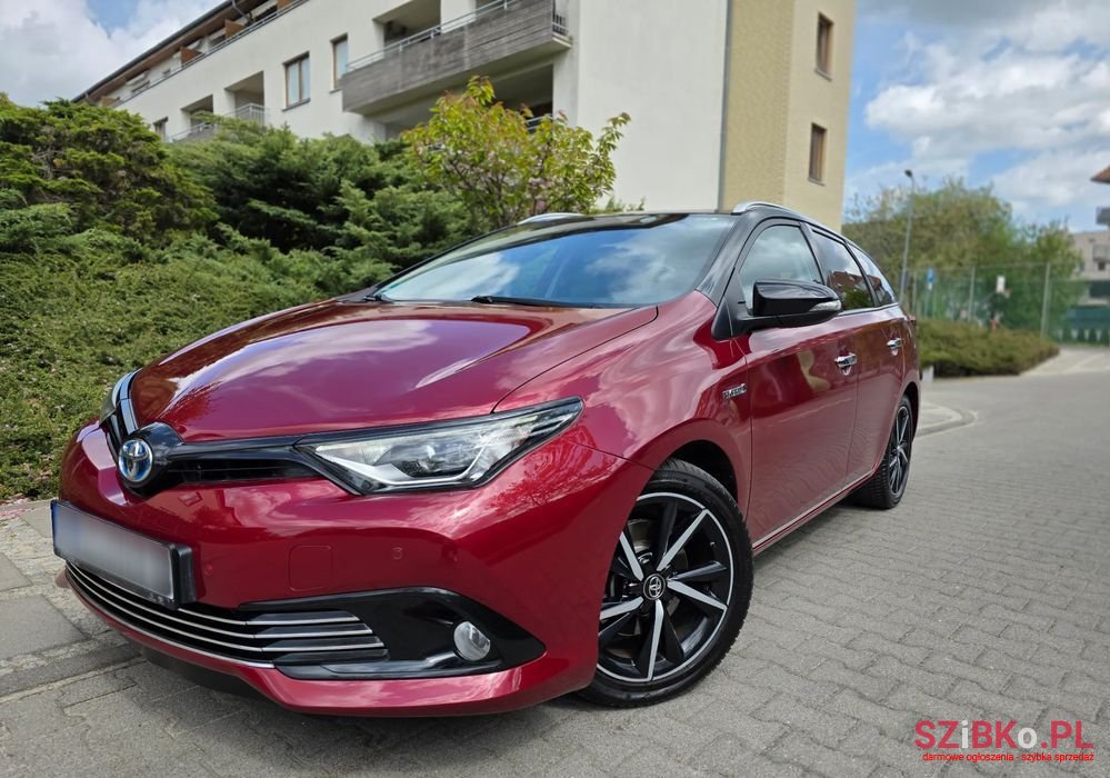 2018' Toyota Auris photo #1