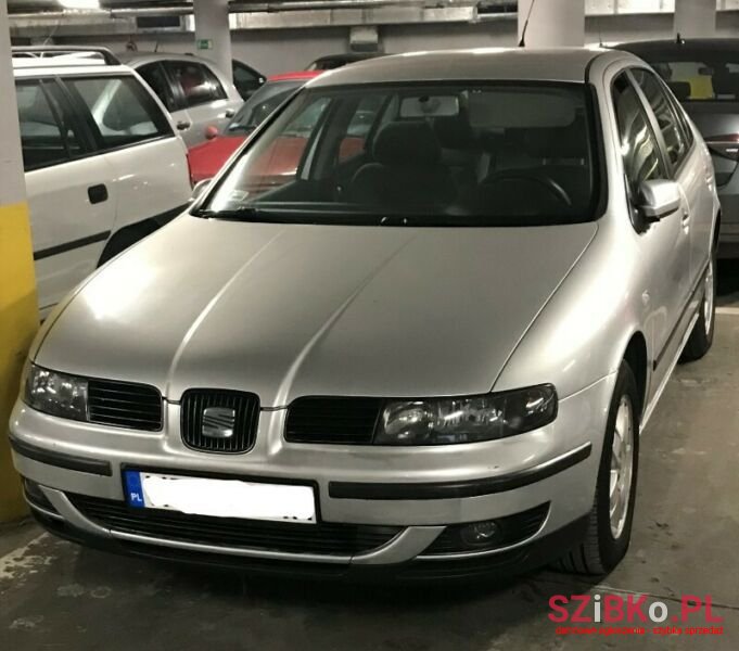2001' SEAT Leon photo #1