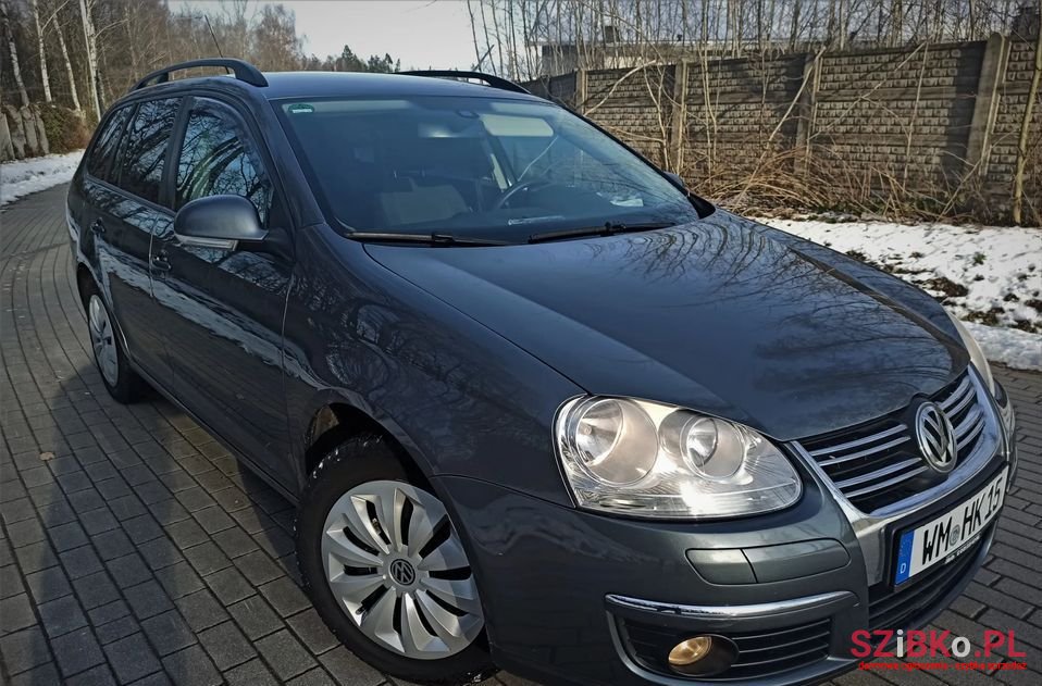 2008' Volkswagen Golf photo #1