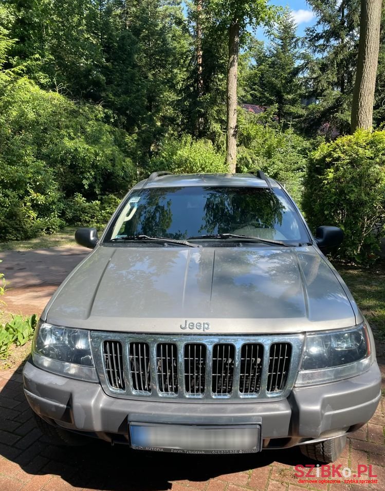 2002' Jeep Grand Cherokee photo #2