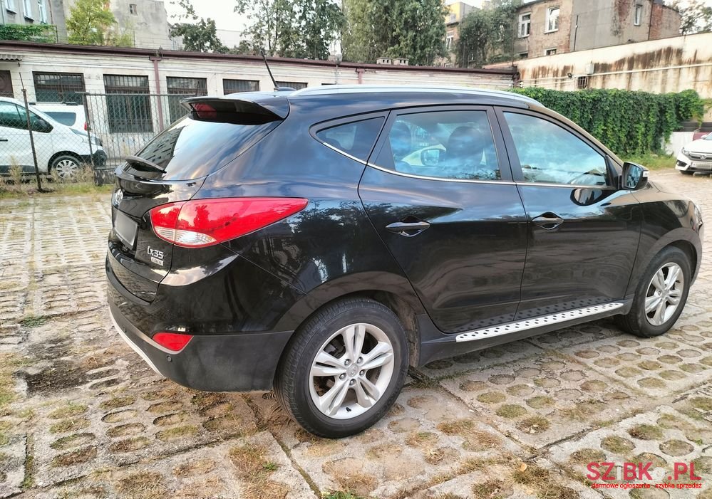 2012' Hyundai ix35 photo #3