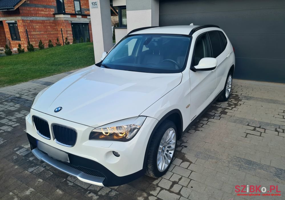 2009' BMW X1 Sdrive20D photo #3