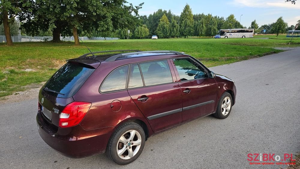 2010' Skoda Fabia 1.2 Tsi Classic photo #6