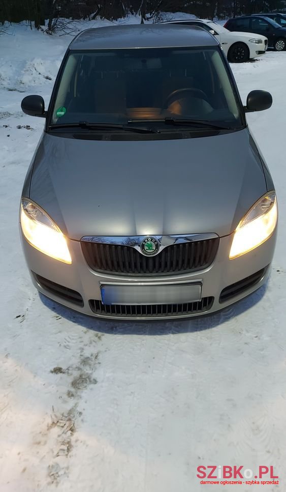 2009' Skoda Fabia 1.2 12V Style photo #2