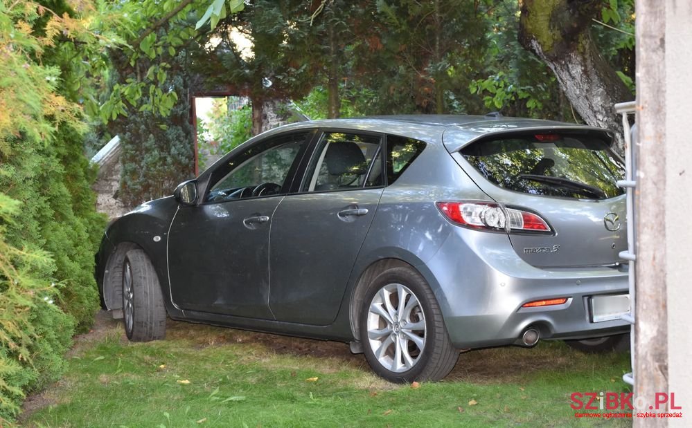 2009' Mazda 3 photo #4