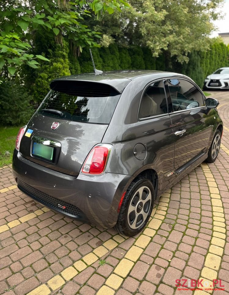 2017' Fiat 500 500E photo #3