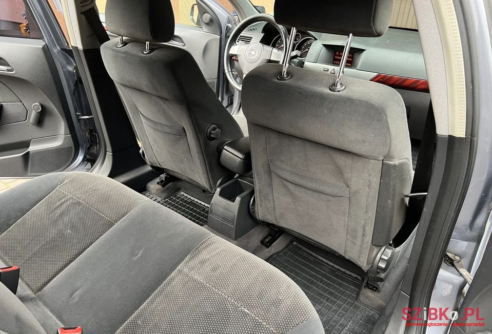 2004' Opel Astra photo #5