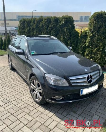 2008' Mercedes-Benz Klasa C photo #1