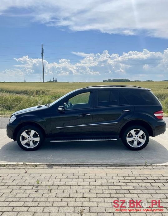 2007' Mercedes-Benz Ml photo #4