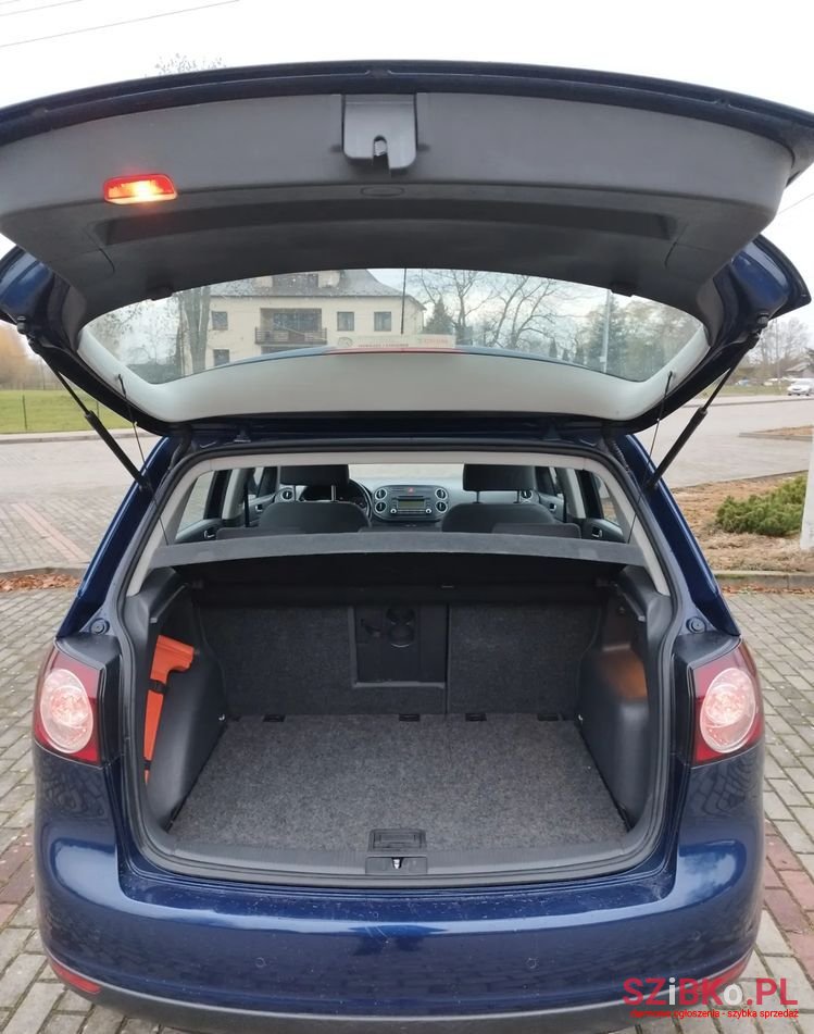 2006' Volkswagen Golf Plus 2.0 Tdi Edition photo #2