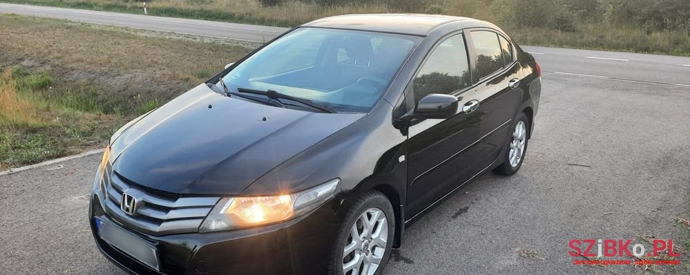 2010' Honda City 1.4 Elegance photo #3