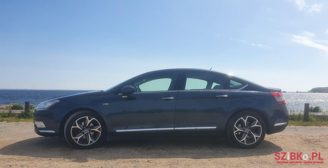 2010' Citroen C5 photo #4