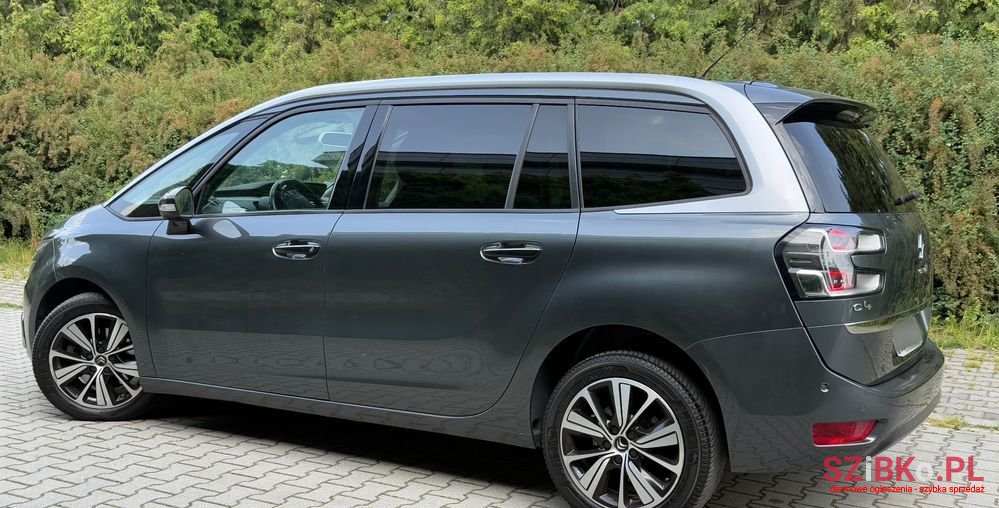 2017' Citroen C4 Grand Picasso photo #3