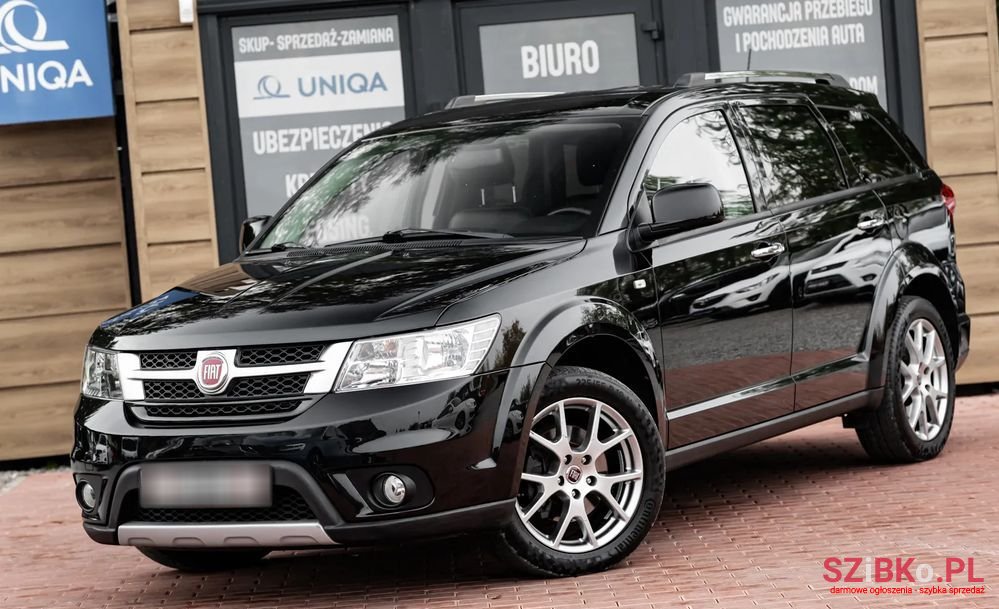 2013' Fiat Freemont 3.6 V6 Urban photo #6