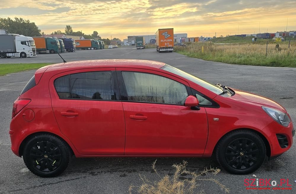 2014' Opel Corsa 1.3 D (Cdti) Edition photo #6