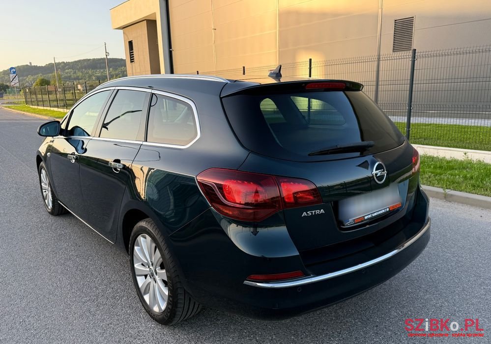 2015' Opel Astra 1.4 T Cosmo photo #4