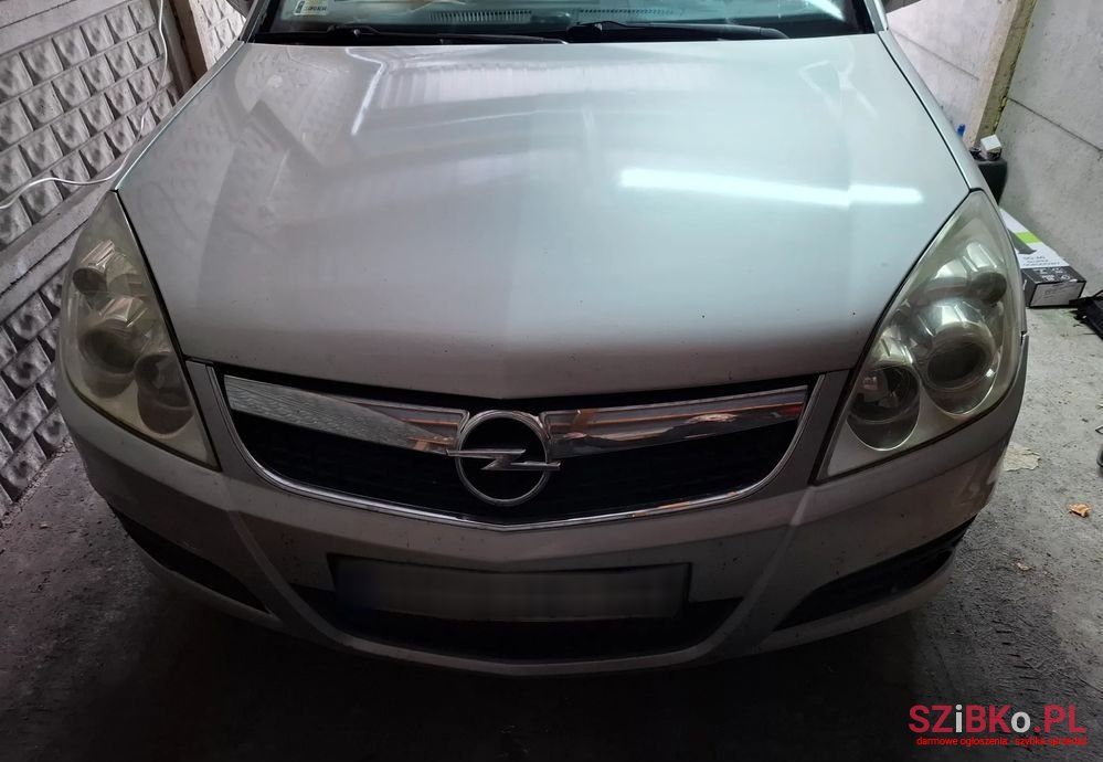 2008' Opel Vectra 1.9 Cdti Elegance photo #1