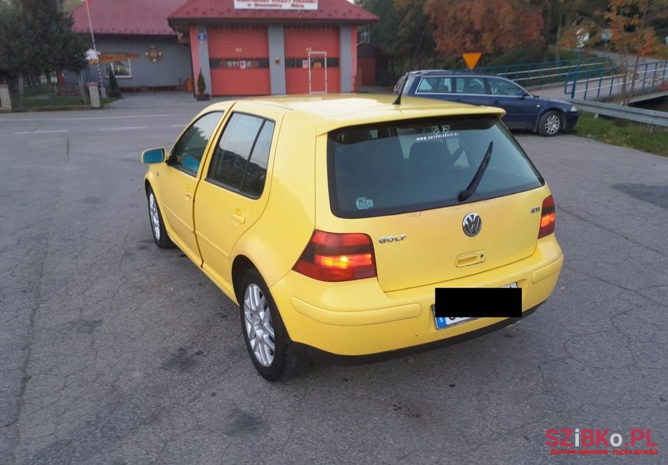 2000' Volkswagen Golf photo #5