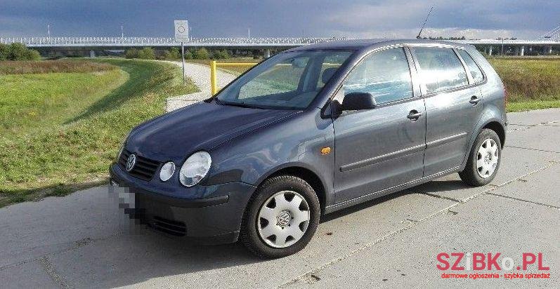 2003' Volkswagen Polo photo #1