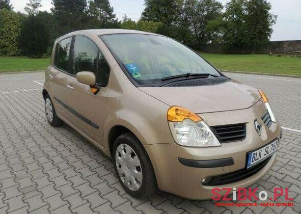 2005' Renault Modus photo #1