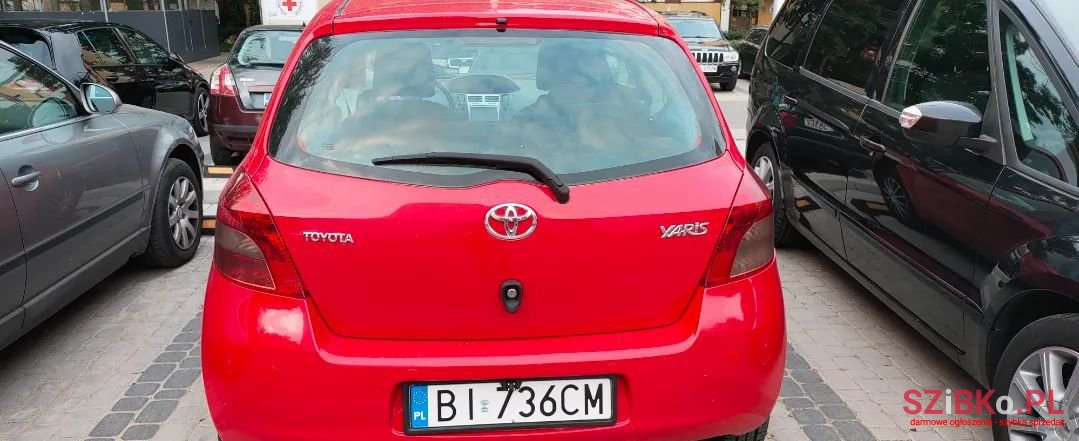 2007' Toyota Yaris photo #4