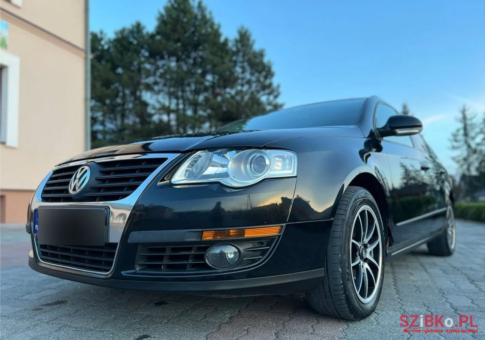 2006' Volkswagen Passat photo #1