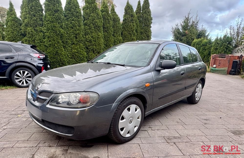 2003' Nissan Almera 1.5 Visia photo #1