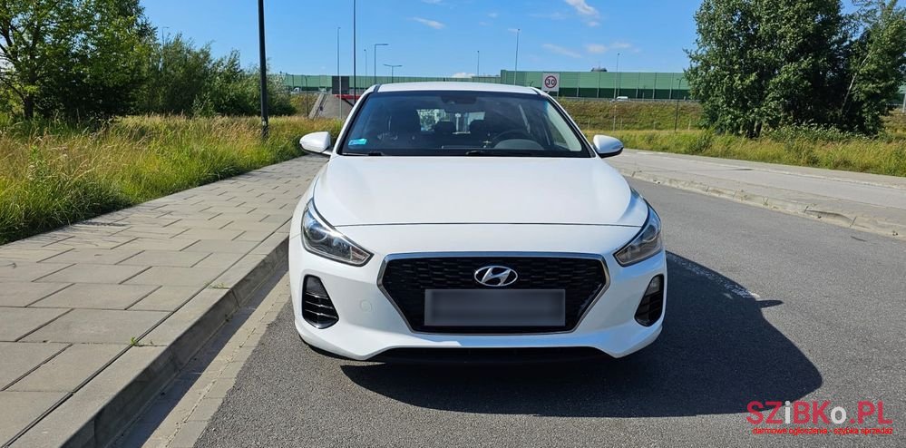 2018' Hyundai i30 1.6 D Classic + photo #3