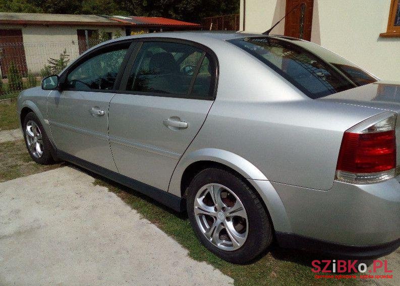2004' Opel Vectra photo #1