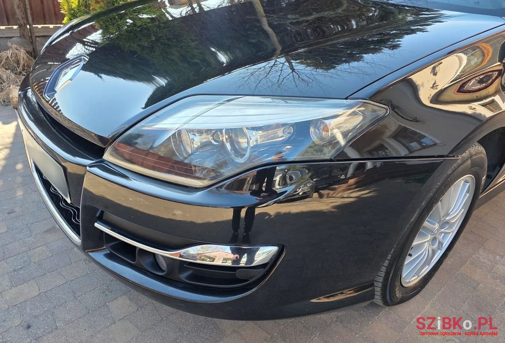 2011' Renault Laguna Dci 150 Fap Bose photo #2