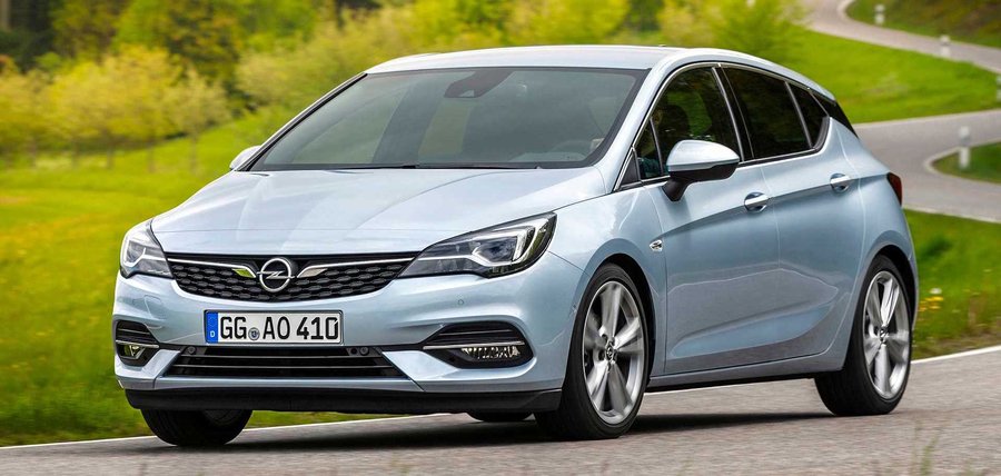 Opel Astra Facelift Debuts With Subtle Redesign, Major Tech Upgrades
