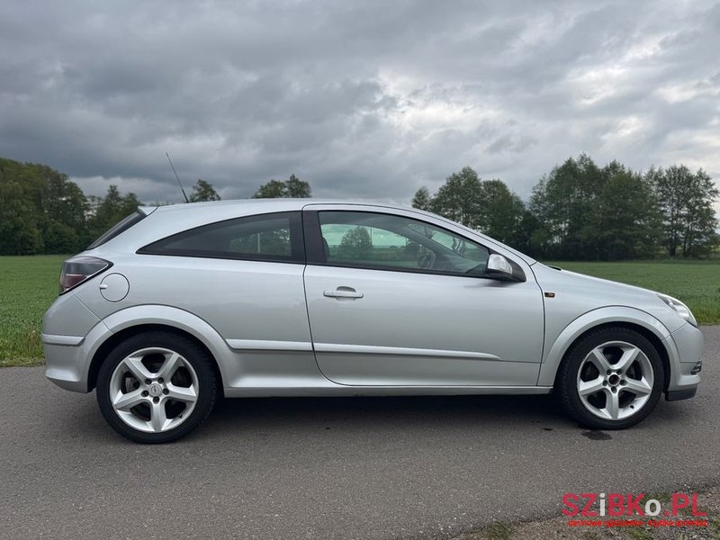 2005' Opel Astra Gtc 1.6 Cosmo photo #6