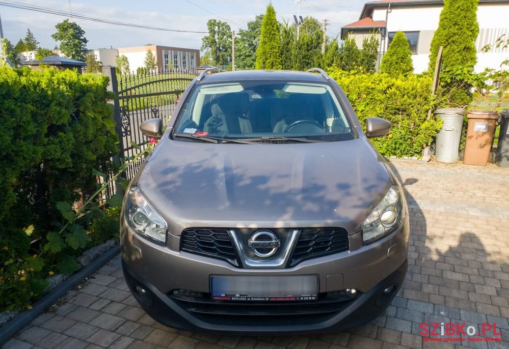 2013' Nissan Qashqai photo #2