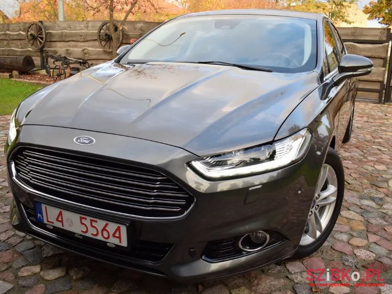 2015' Ford Mondeo photo #4
