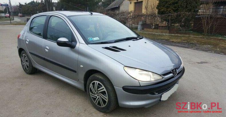 2001' Peugeot 206 photo #1