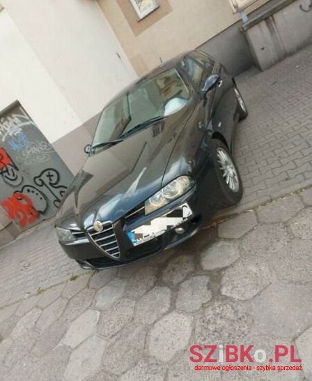 2004' Alfa Romeo 156 photo #1