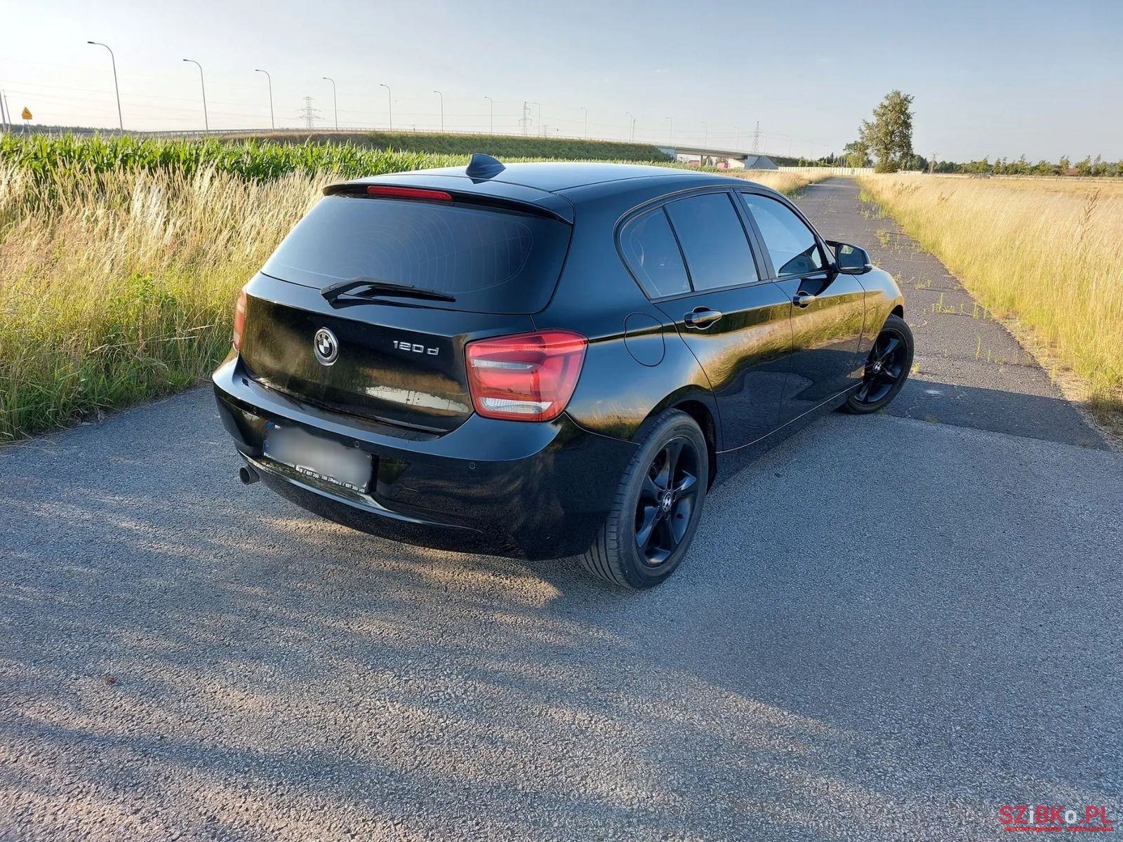 2012' BMW 1 Series photo #5