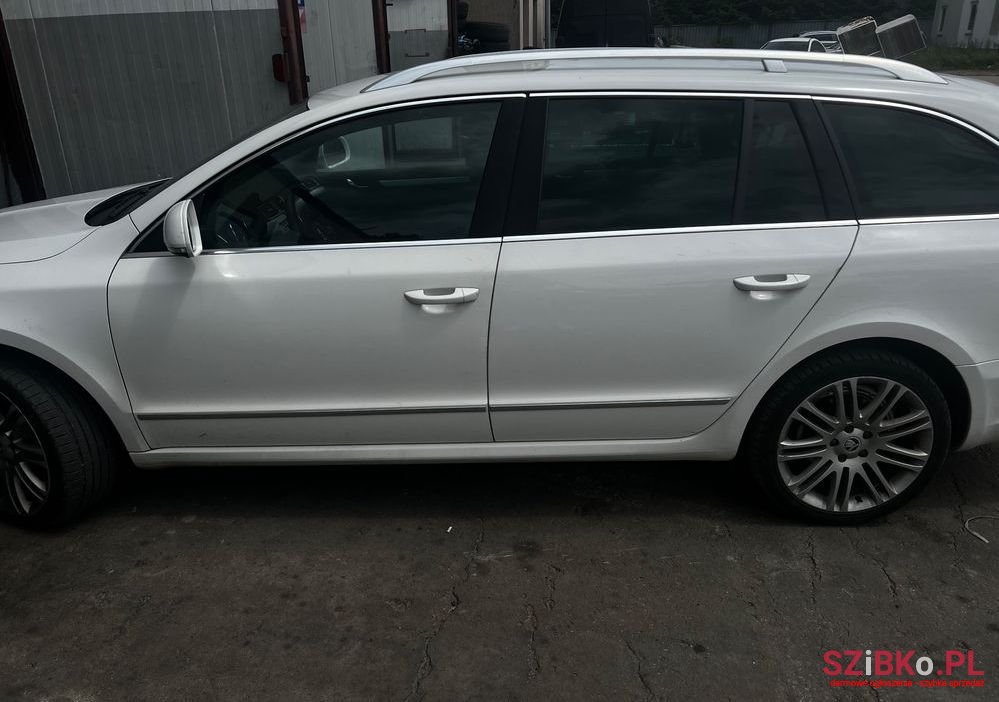 2014' Skoda Superb photo #2