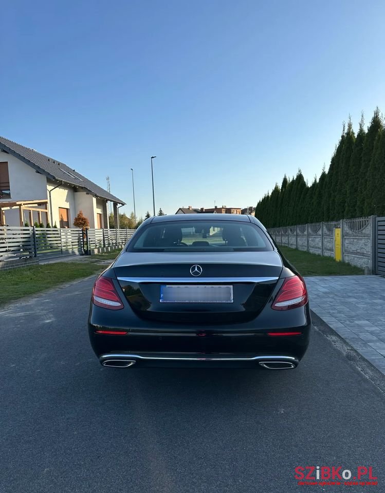 2016' Mercedes-Benz E-Class 220 D photo #6