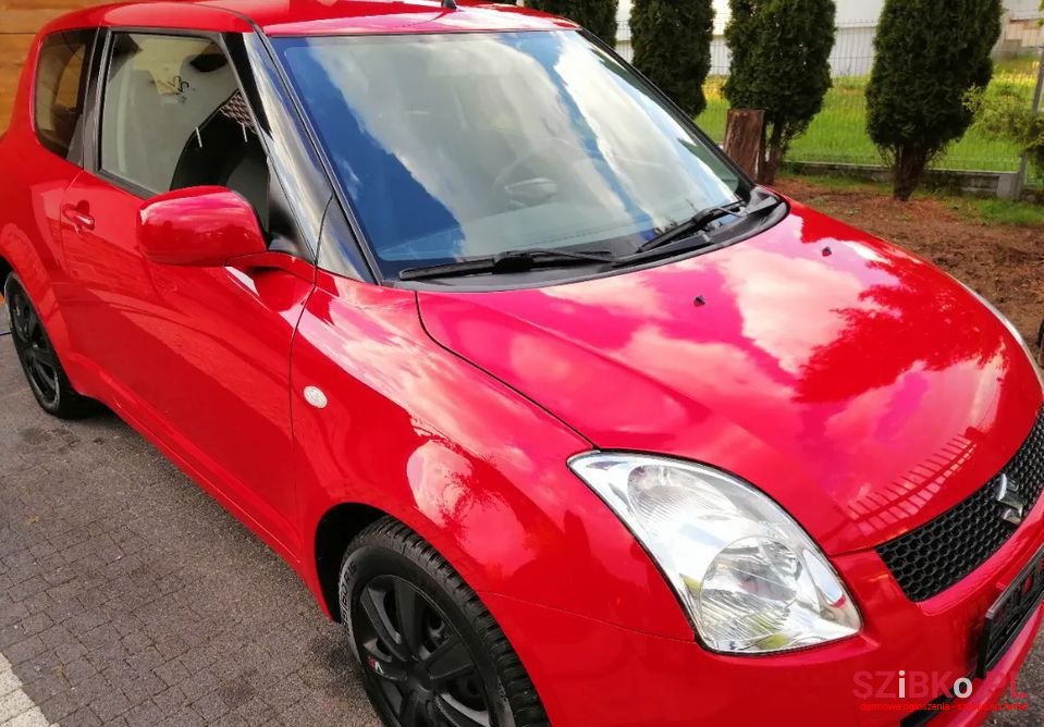 2009' Suzuki Swift photo #4