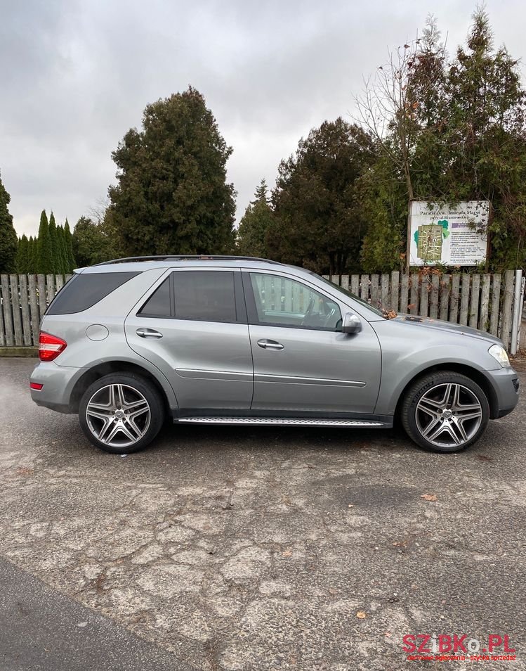 2009' Mercedes-Benz Ml 350 Cdi photo #3
