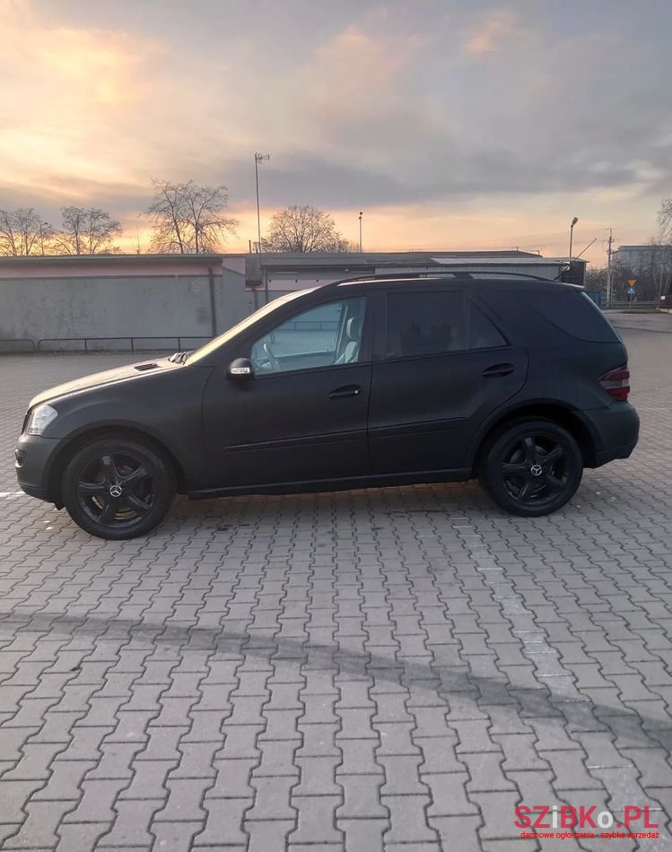 2006' Mercedes-Benz Ml 320 Cdi 4-Matic photo #2