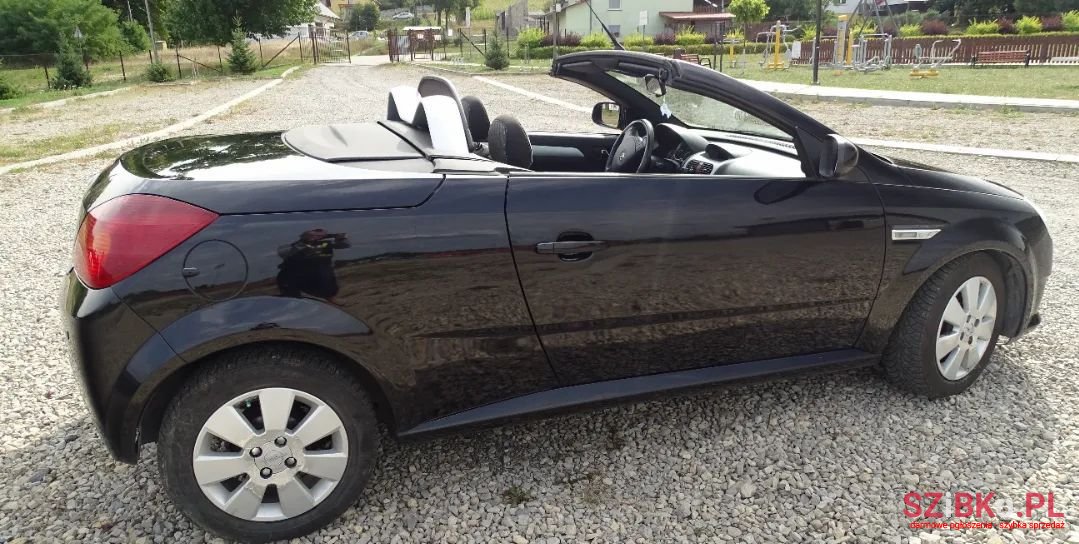 2005' Opel Tigra photo #5