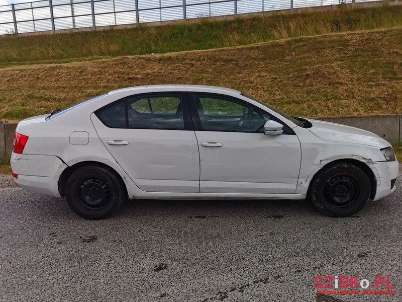 2014' Skoda Octavia photo #4