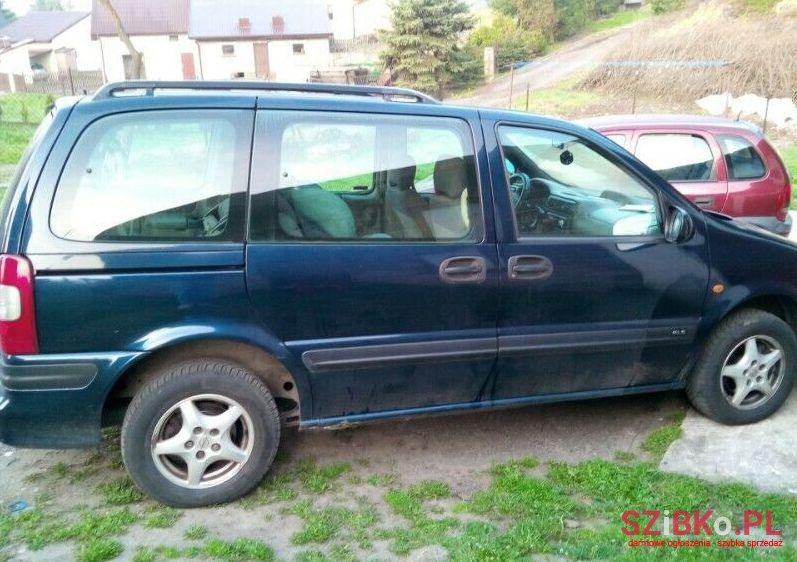 1999' Opel Sintra photo #1